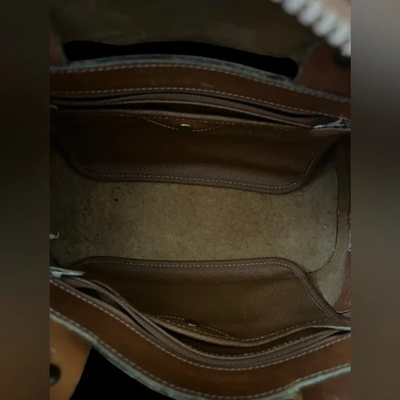 Vintage Dooney & Bourke All Weather Leather Norfolk Shoulder Bag /Satchel Tan - Picture 9 of 12